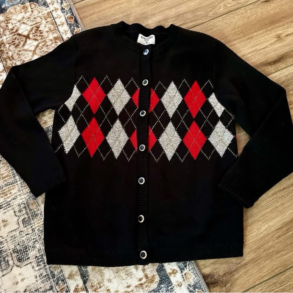 Vintage Women’s Alfred Dunner Black Argyle Cardigan with Button Detail